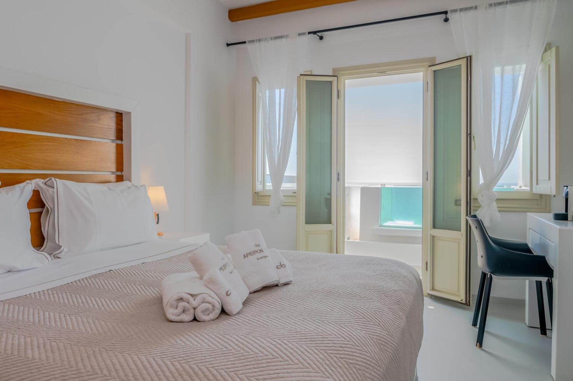 Apeiron Blue Santorini - Sustainable Adults Only 14 Plus Fira  Exteriér fotografie